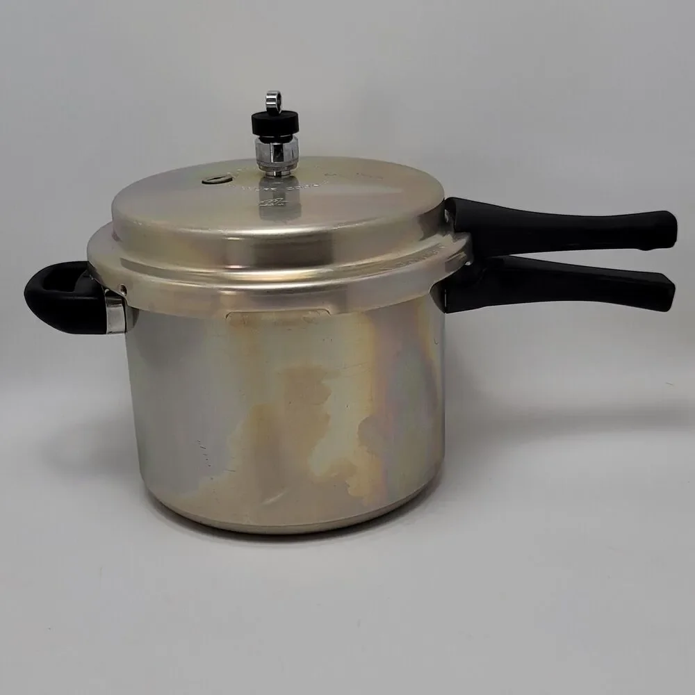 TTK Prestige LTD Manttra Aluminum 5 Qt. Pressure Cooker India